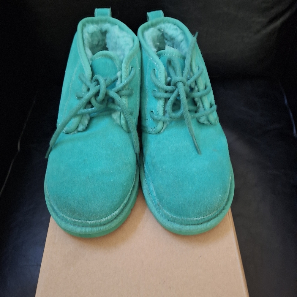 UGG Australia Teal Green Suede Lace Up Ankle Boots size 5